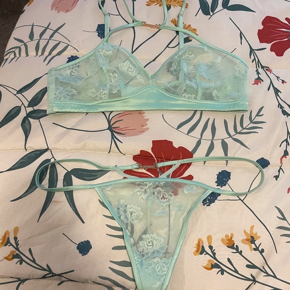 Savage X Fenty Lingerie - Picture 3 of 3